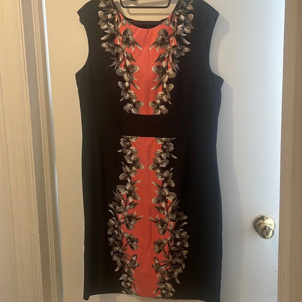 Black and pink sheath dress from New York and Company